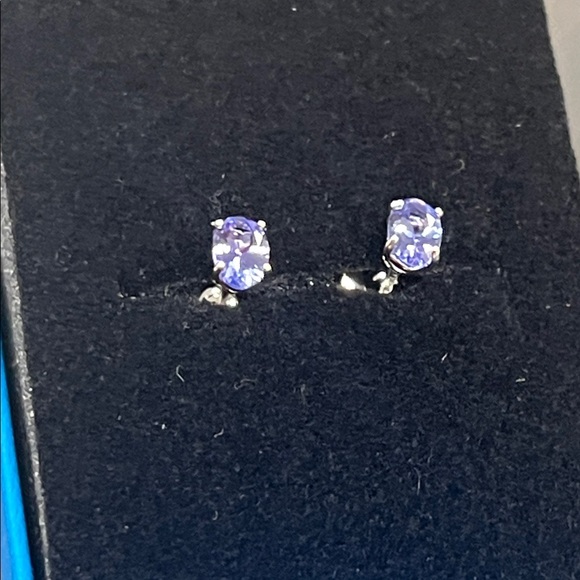 NIB - JTV Blue Tanzanite Stud Earrings, Rhodium Over Sterling Silver | 0.94ctw - Picture 8 of 12